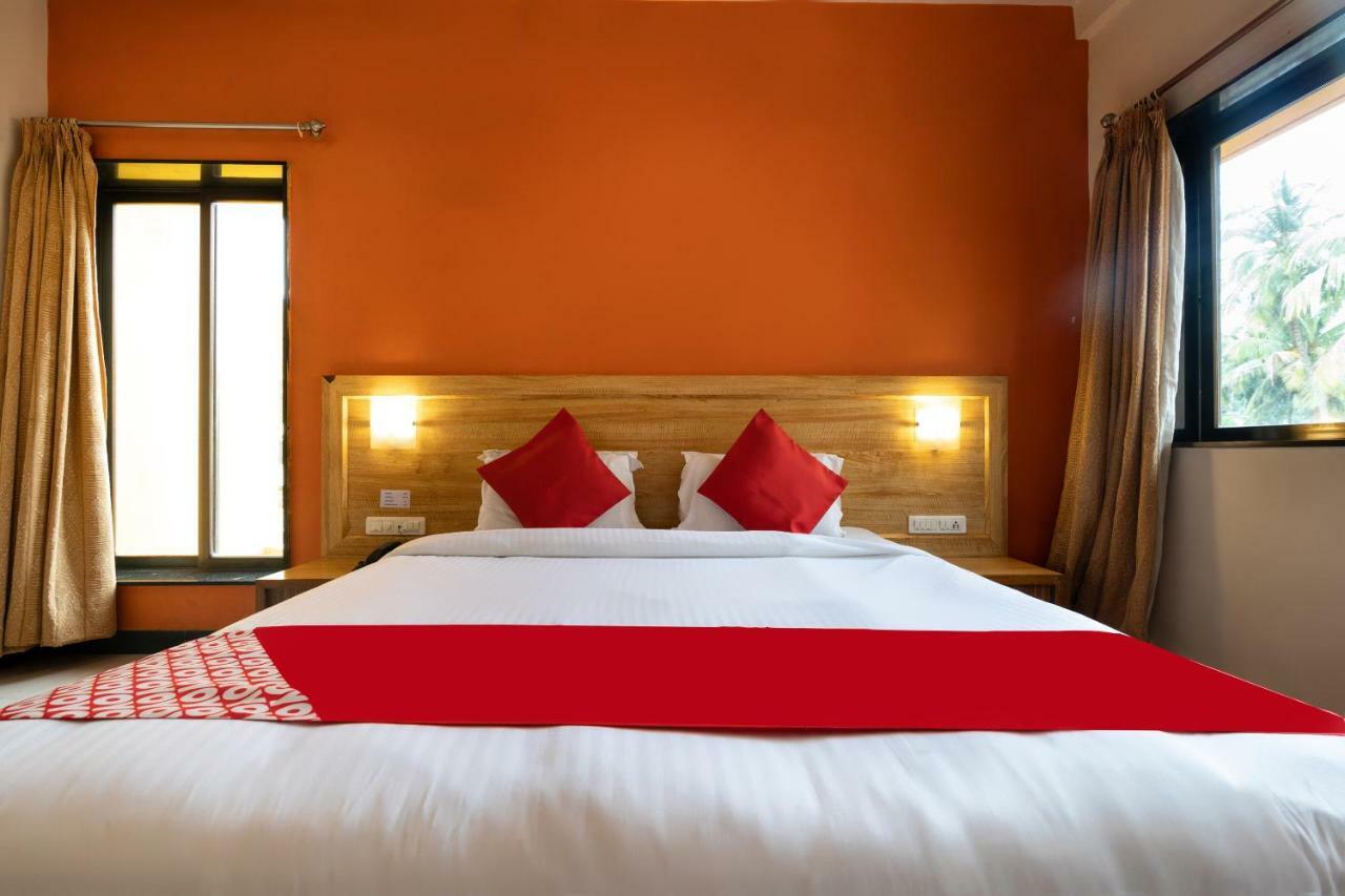 Oyo 44695 Hotel Mango Sawantwadi Exterior foto